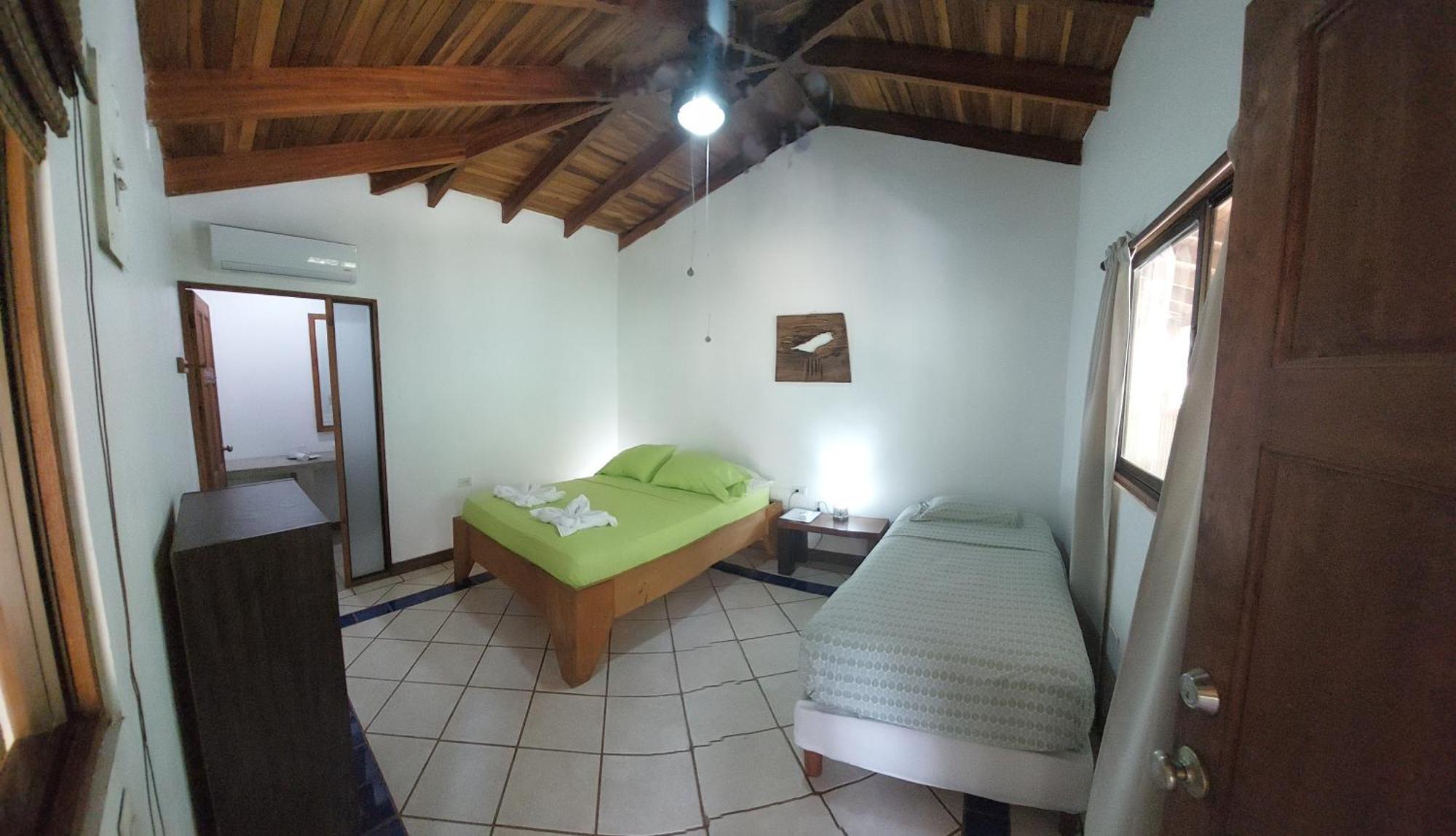 Indra Inn Playa Grande Ngoại thất bức ảnh