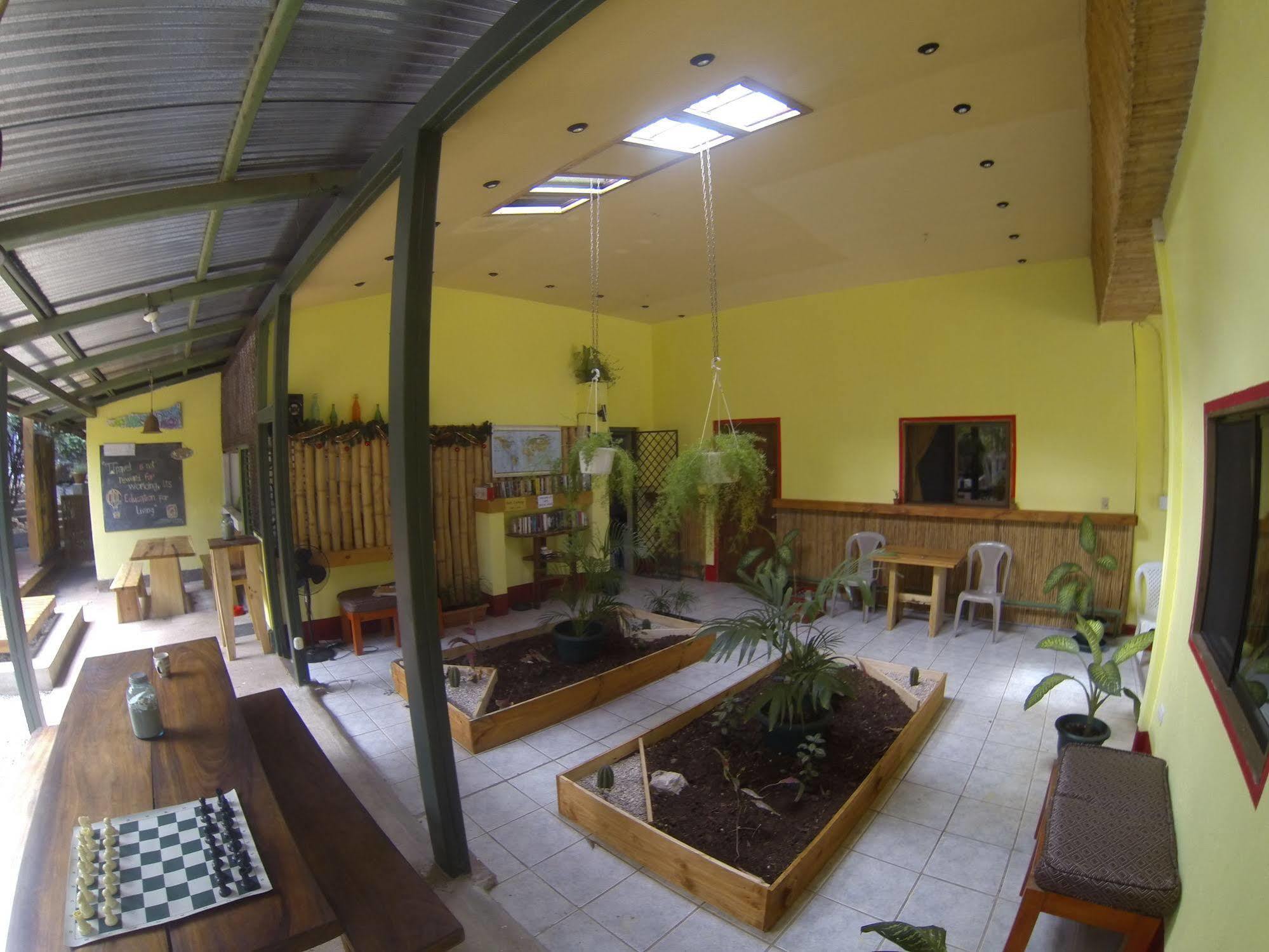 Indra Inn Playa Grande Ngoại thất bức ảnh