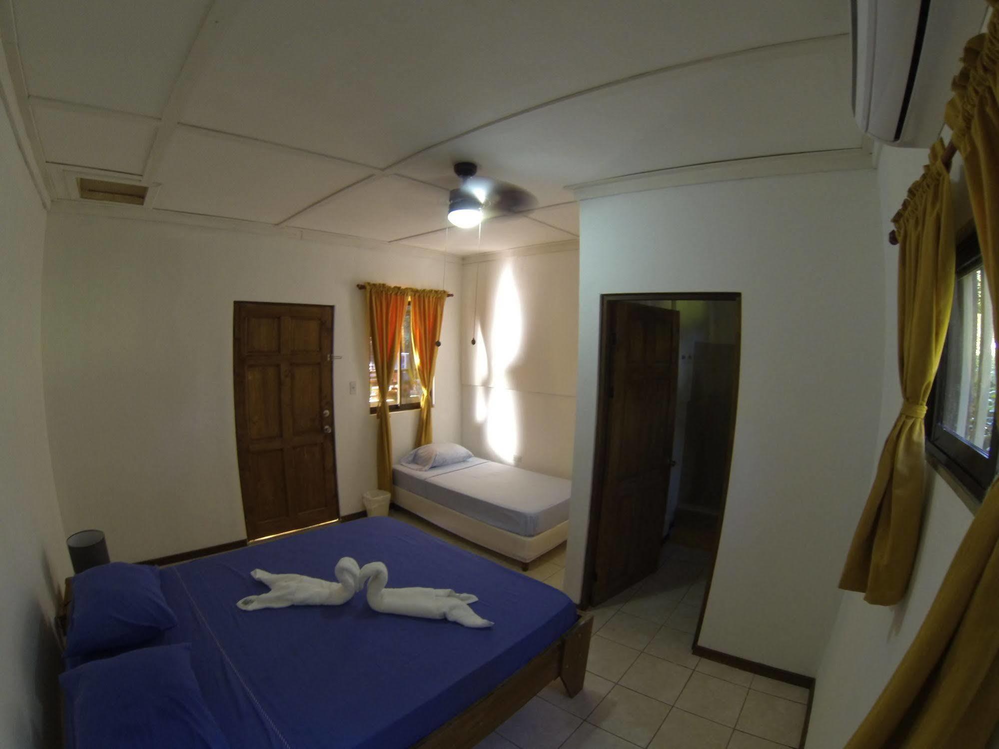 Indra Inn Playa Grande Ngoại thất bức ảnh